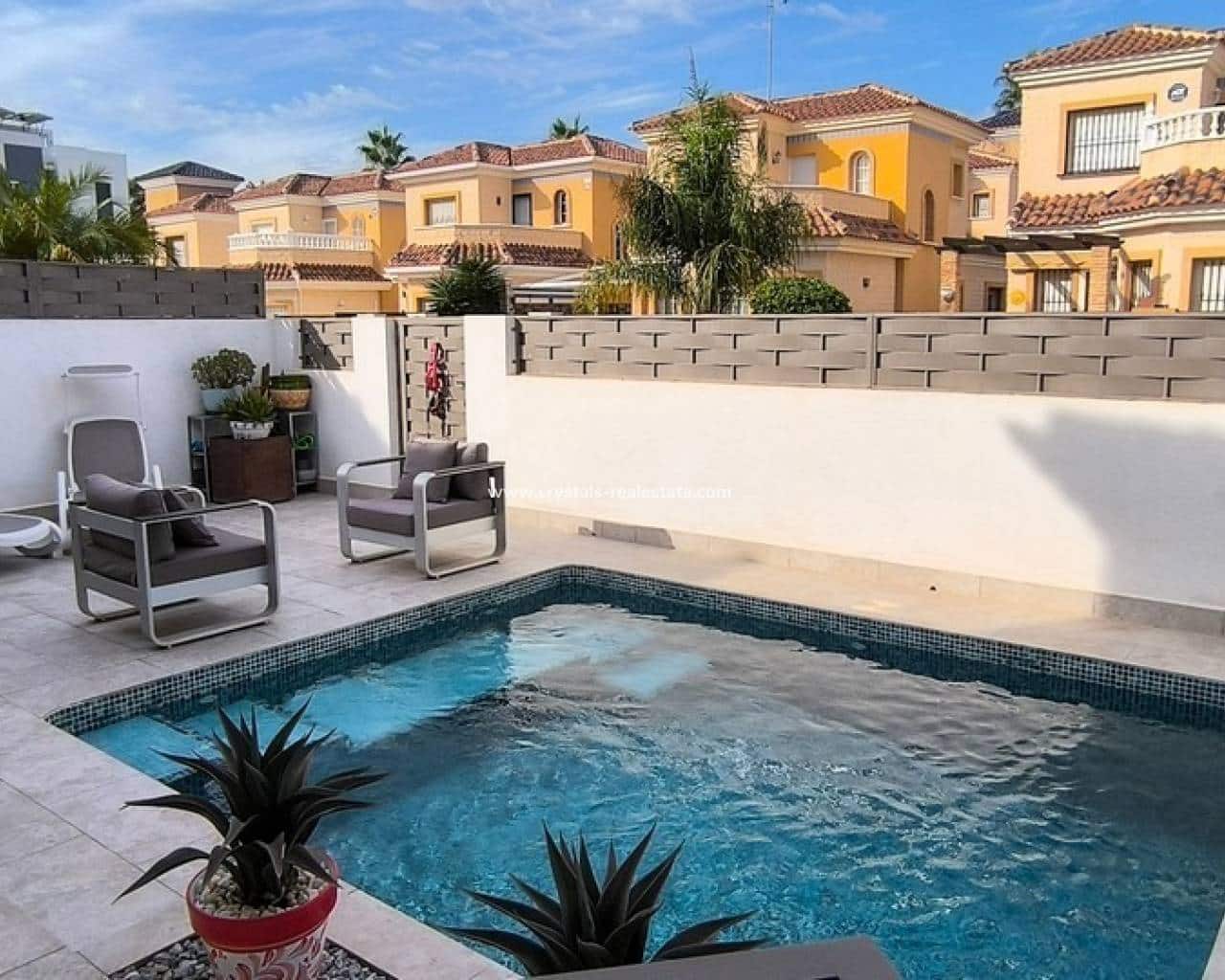 2 bedroom Villa for sale in El Raso with pool - € 275,000 (Ref: 10159932)