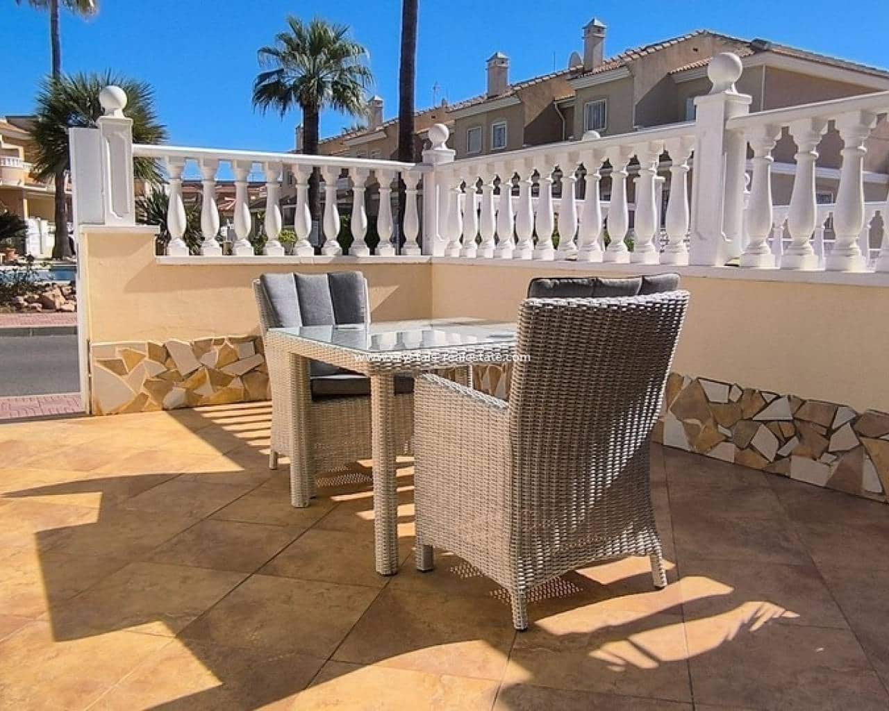 2 soverom Hus til salgs i Ciudad Quesada med svømmebasseng - € 189 950 (Ref: 10159933)