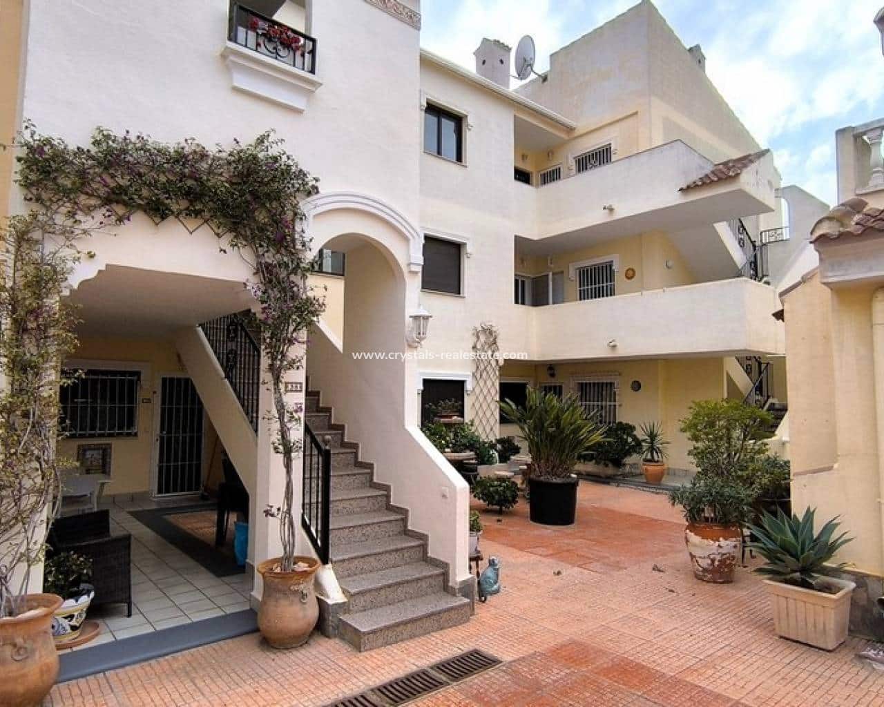 2 soveværelse Lejlighed til salg i Ciudad Quesada med swimmingpool - € 135.000 (Ref: 10159935)