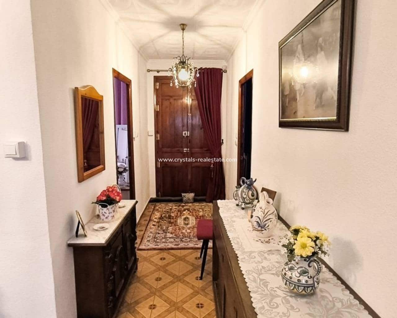 3 makuuhuone Omakotitalo myytävänä paikassa Almoradi mukana uima-altaan - 150 000 € (Ref: 10168972)