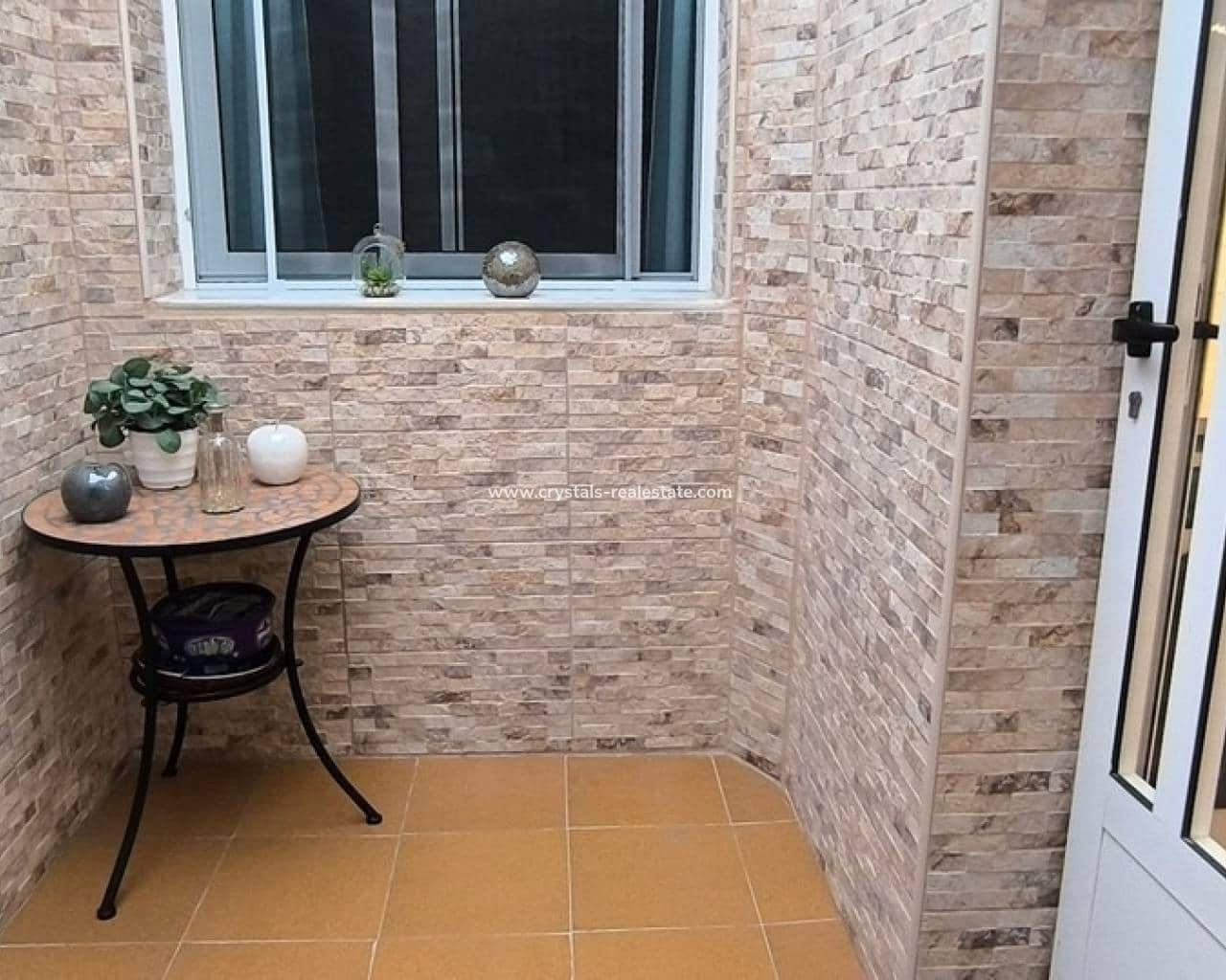 2 soverom Leilighet til salgs i Los Montesinos med svømmebasseng garasje - € 136 950 (Ref: 10168974)