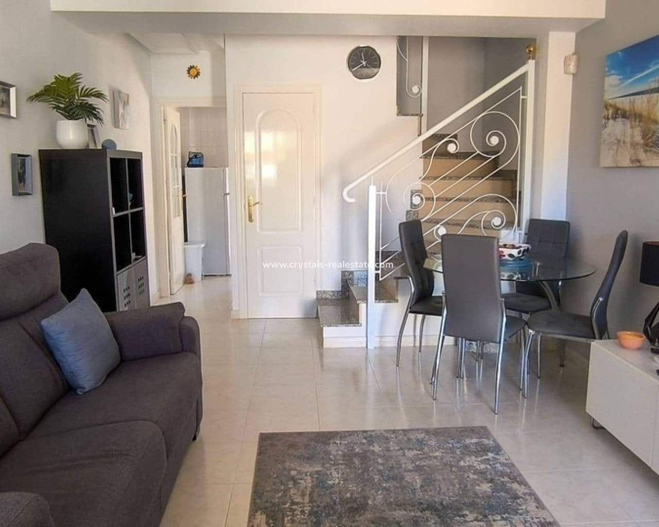 2 soverom Hus til salgs i Ciudad Quesada med svømmebasseng - € 189 950 (Ref: 10168978)