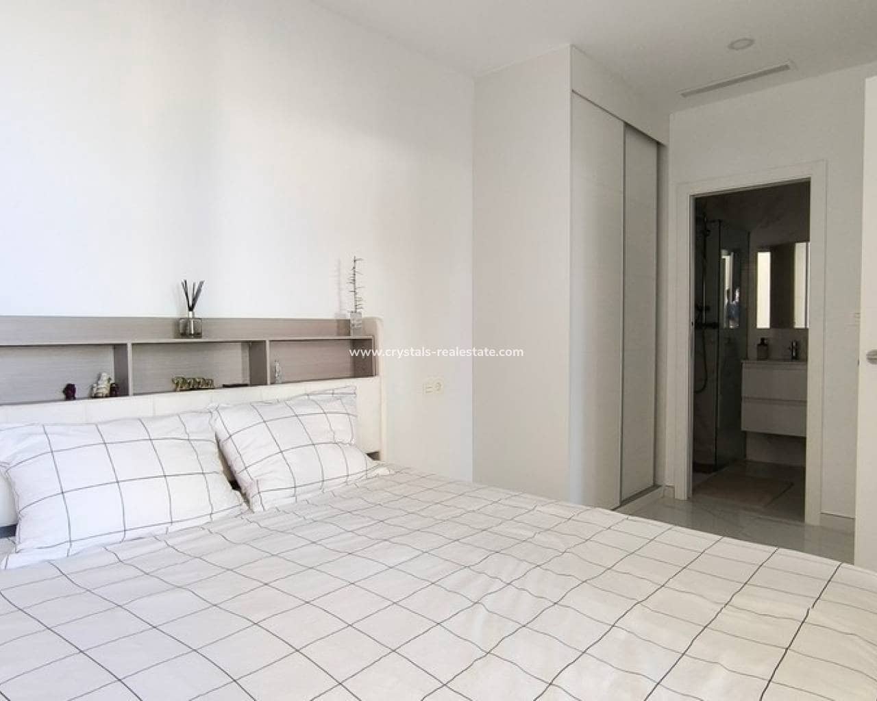 3 soverom Villa til salgs i Los Montesinos med svømmebasseng garasje - € 369 000 (Ref: 10168980)