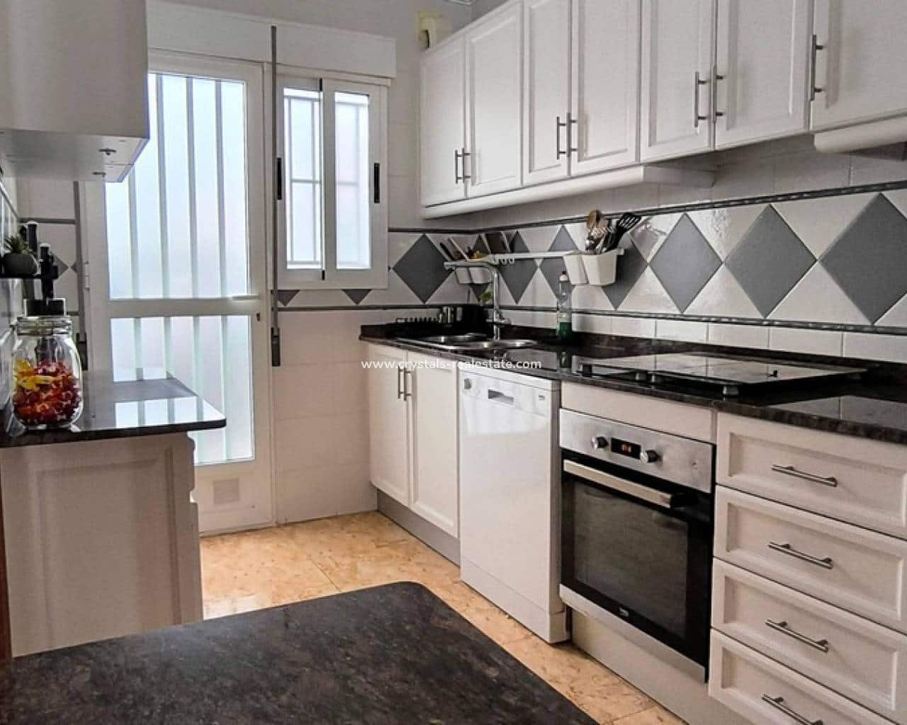 Chalet de 2 habitaciones en El Raso en venta con piscina - 275.000 € (Ref: 10175640)