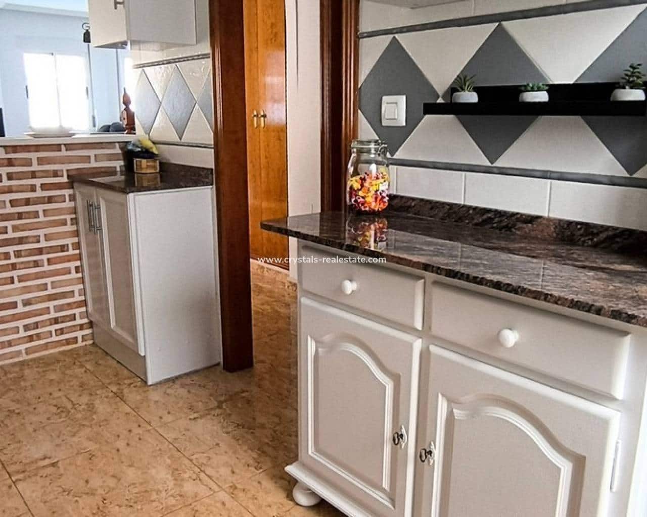 Chalet de 2 habitaciones en El Raso en venta con piscina - 275.000 € (Ref: 10175640)
