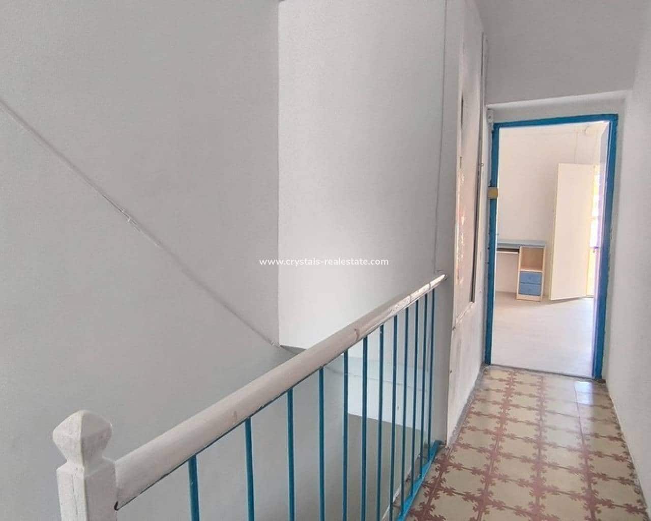 5 bedroom Townhouse for sale in Rojales with garage - € 210,000 (Ref: 8018231)