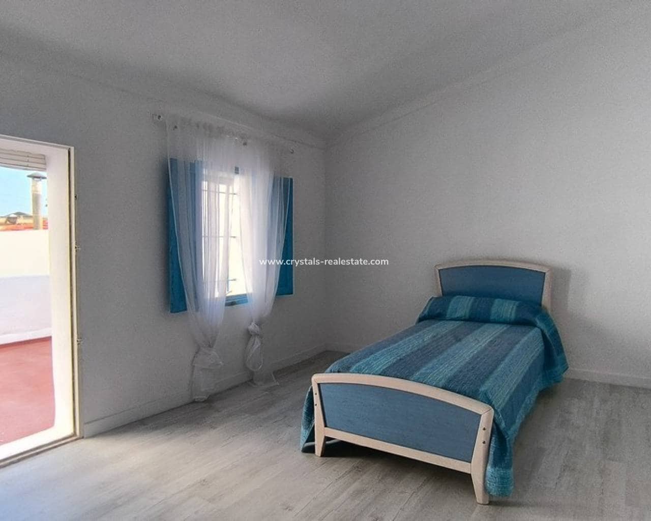 5 bedroom Townhouse for sale in Rojales with garage - € 210,000 (Ref: 8018231)