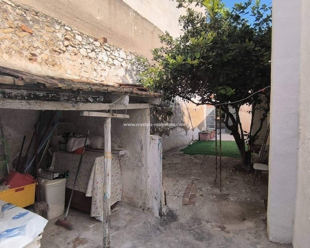 5 bedroom Townhouse for sale in Rojales with garage - € 210,000 (Ref: 8018231)