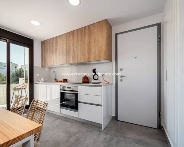 2 soveværelse Villa til salg i Villamartin, Orihuela med swimmingpool - € 275.000 (Ref: 8151705)