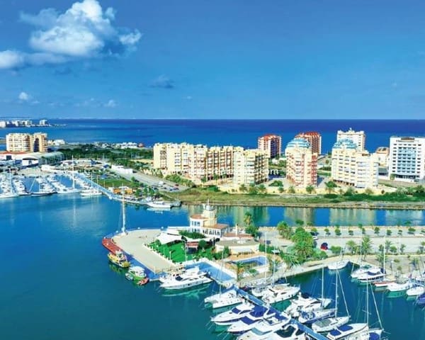 1 soveværelse Lejlighed til salg i La Manga del Mar Menor med swimmingpool - € 106.000 (Ref: 8753986)