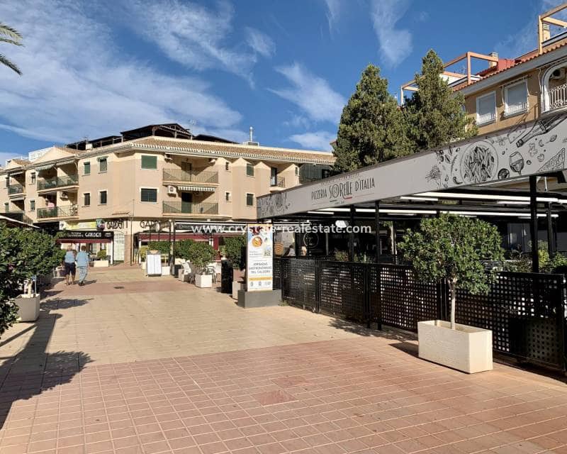 3 soveværelse Villa til salg i Los Narejos med swimmingpool garage - € 659.000 (Ref: 8846026)