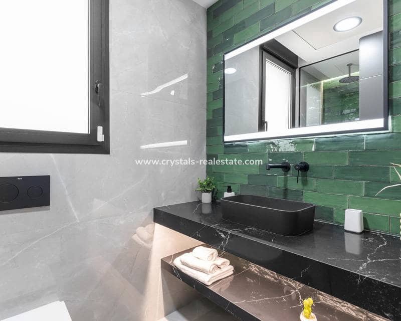 3 Zimmer Villa zu verkaufen in Los Balcones mit Pool - 700.000 € (Ref: 8846027)