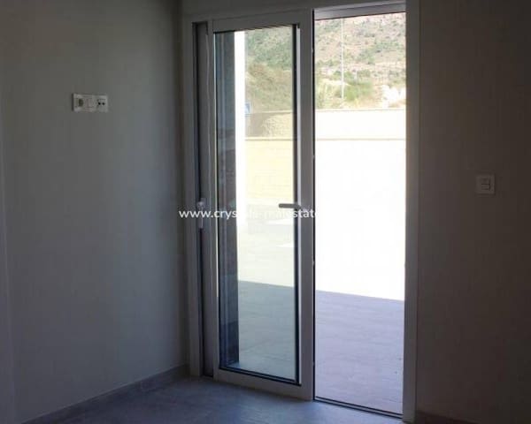 Chalet de 3 habitaciones en La Romana en venta con piscina - 345.000 € (Ref: 8846035)