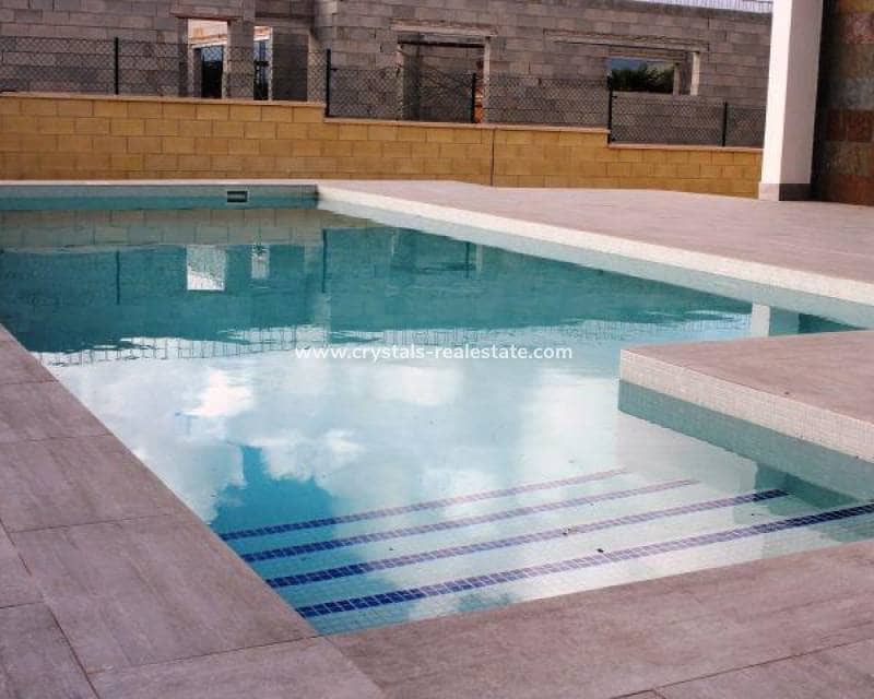 Chalet de 3 habitaciones en La Romana en venta con piscina - 345.000 € (Ref: 8846035)