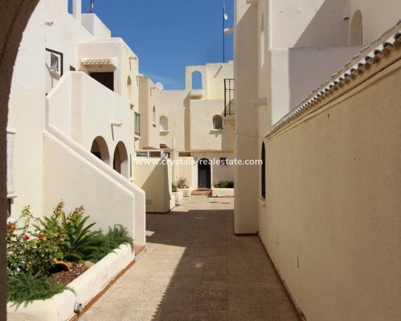 2 chambre Appartement à vendre à Torrevieja avec piscine - 130 000 € (Ref: 9216164)