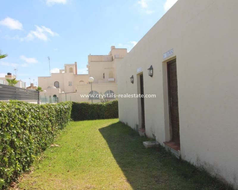 2 chambre Appartement à vendre à Torrevieja avec piscine - 130 000 € (Ref: 9216164)