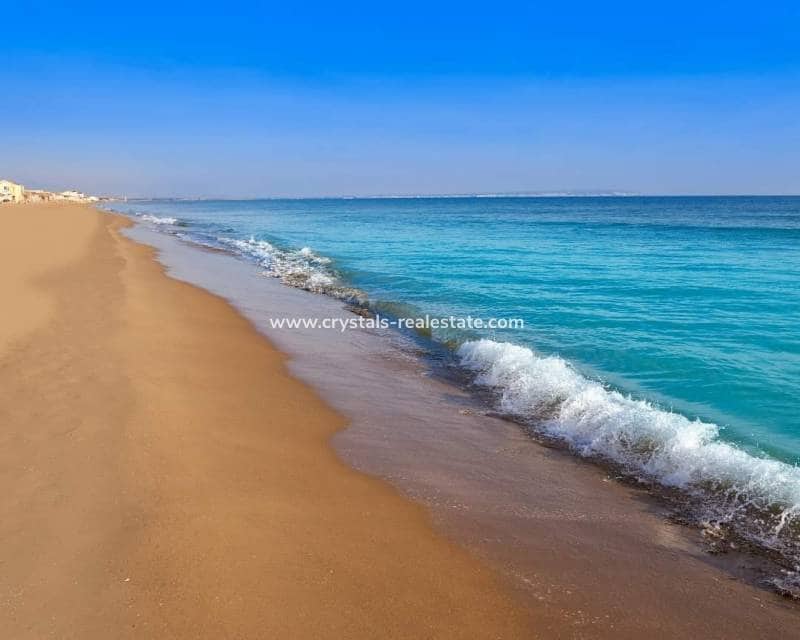 2 chambre Appartement à vendre à Torrevieja avec piscine - 130 000 € (Ref: 9216164)