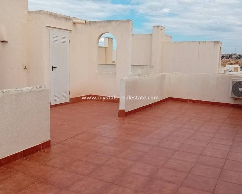 2 chambre Appartement à vendre à Torrevieja avec piscine - 130 000 € (Ref: 9216164)