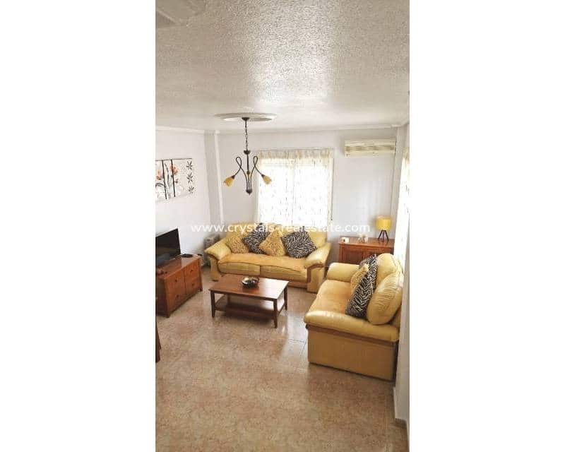 Chalet de 3 habitaciones en Ciudad Quesada en venta con piscina - 187.000 € (Ref: 9216166)