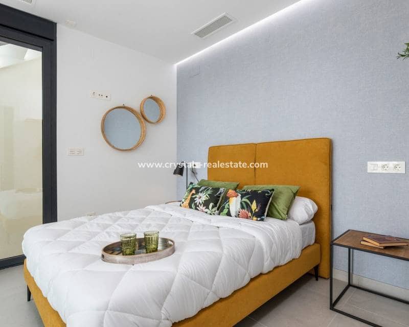 3 soveværelse Villa til salg i Benijofar med swimmingpool - € 359.900 (Ref: 9216501)