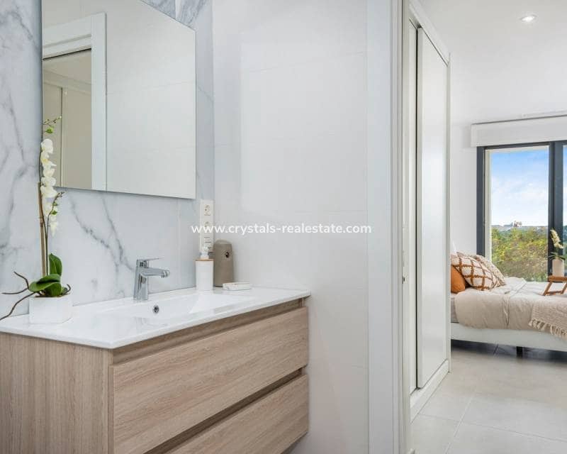 3 soveværelse Villa til salg i Benijofar med swimmingpool - € 359.900 (Ref: 9216501)