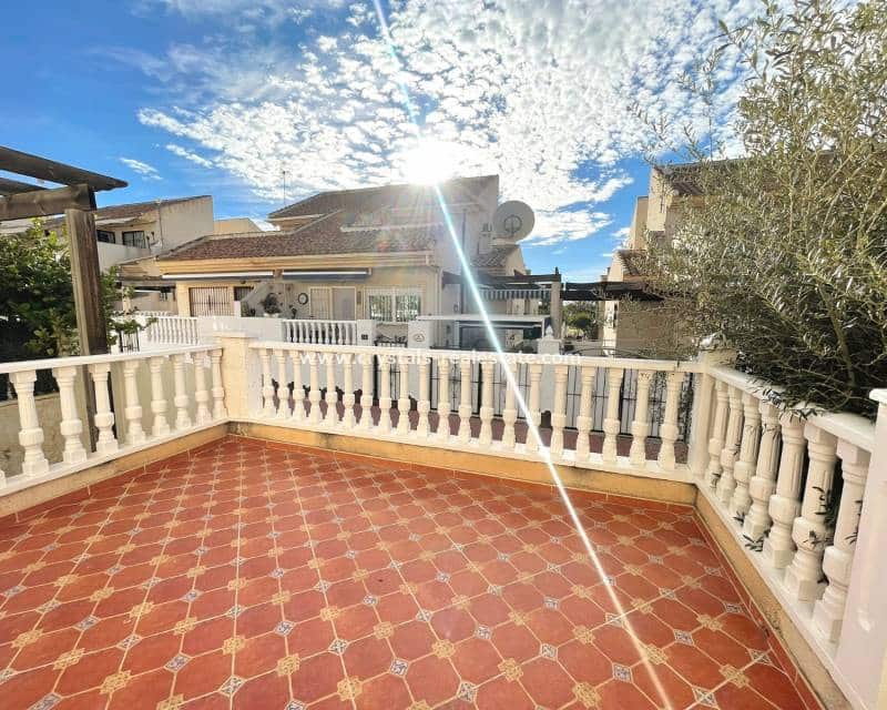 3 camera da letto Villa in vendita in Ciudad Quesada con piscina - 230.000 € (Rif: 9578995)
