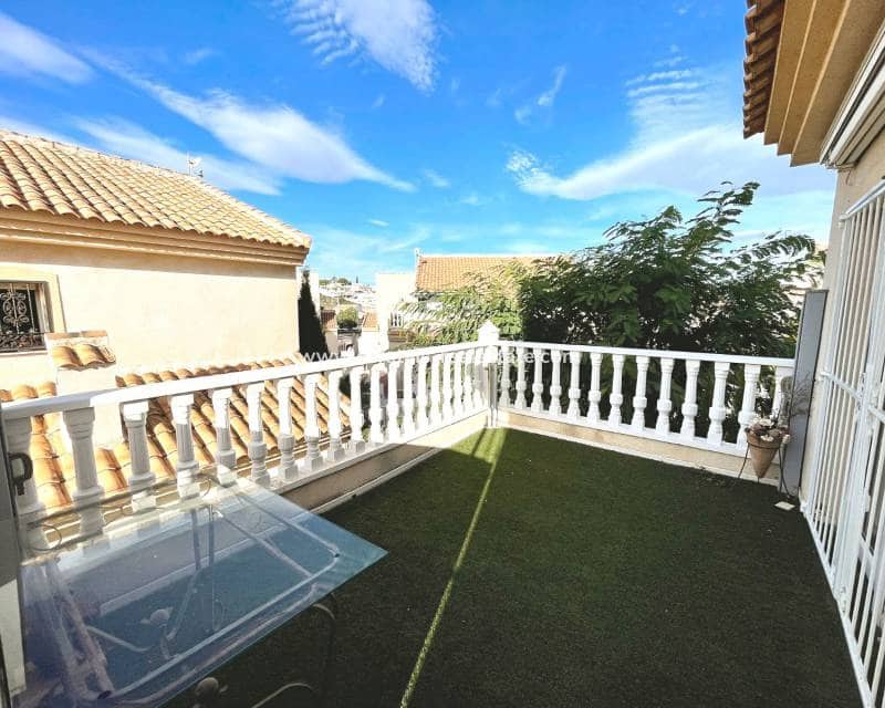 3 camera da letto Villa in vendita in Ciudad Quesada con piscina - 230.000 € (Rif: 9578995)