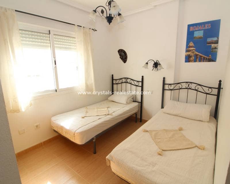 3 sovrum Semi-fristående Villa till salu i Ciudad Quesada med pool - 189 950 € (Ref: 9578999)