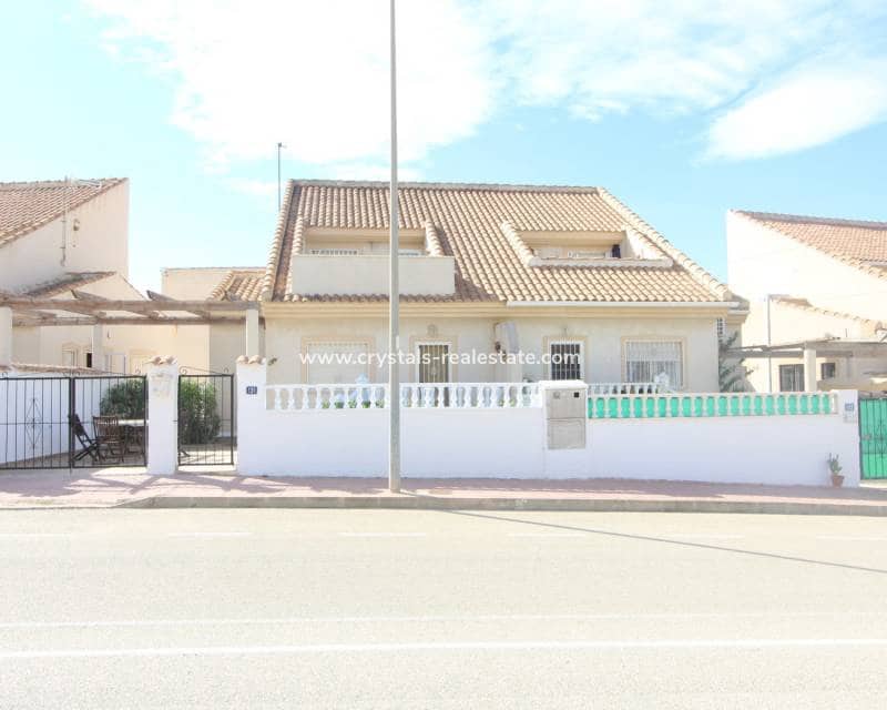 3 sovrum Semi-fristående Villa till salu i Ciudad Quesada med pool - 189 950 € (Ref: 9578999)