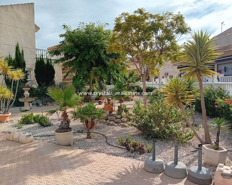 3 sovrum Semi-fristående Villa till salu i Ciudad Quesada med pool - 189 950 € (Ref: 9578999)