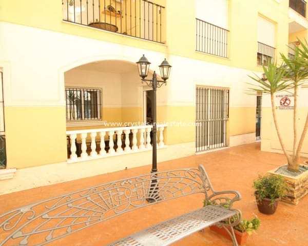 2 bedroom Apartment for sale in Formentera del Segura with pool - € 79,000 (Ref: 9579000)