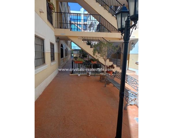 2 bedroom Apartment for sale in Formentera del Segura with pool - € 79,000 (Ref: 9579000)