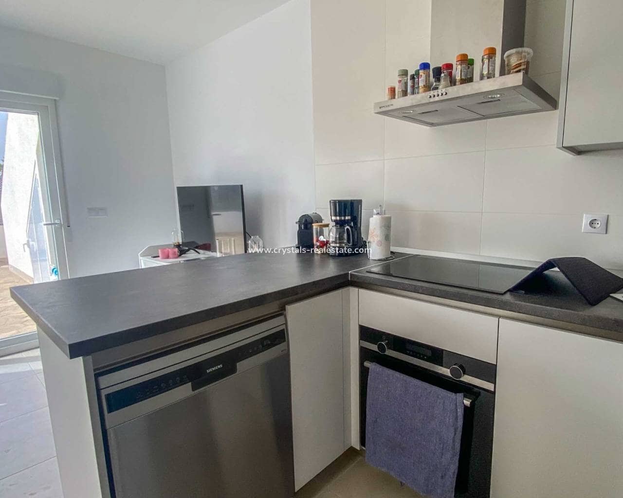 2 slaapkamer Halfvrijstaande villa te koop in Los Alcazares met zwembad garage - € 226.000 (Ref: 9579004)