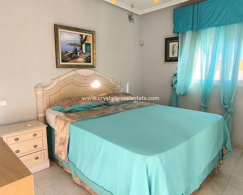 3 bedroom Villa for sale in Ciudad Quesada with pool - € 260,000 (Ref: 9580087)