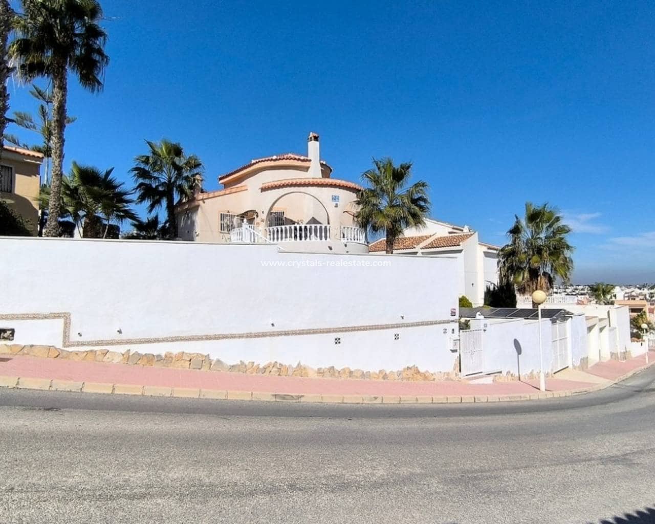 3 soverom Villa til salgs i Ciudad Quesada med svømmebasseng garasje - € 375 000 (Ref: 9580087)