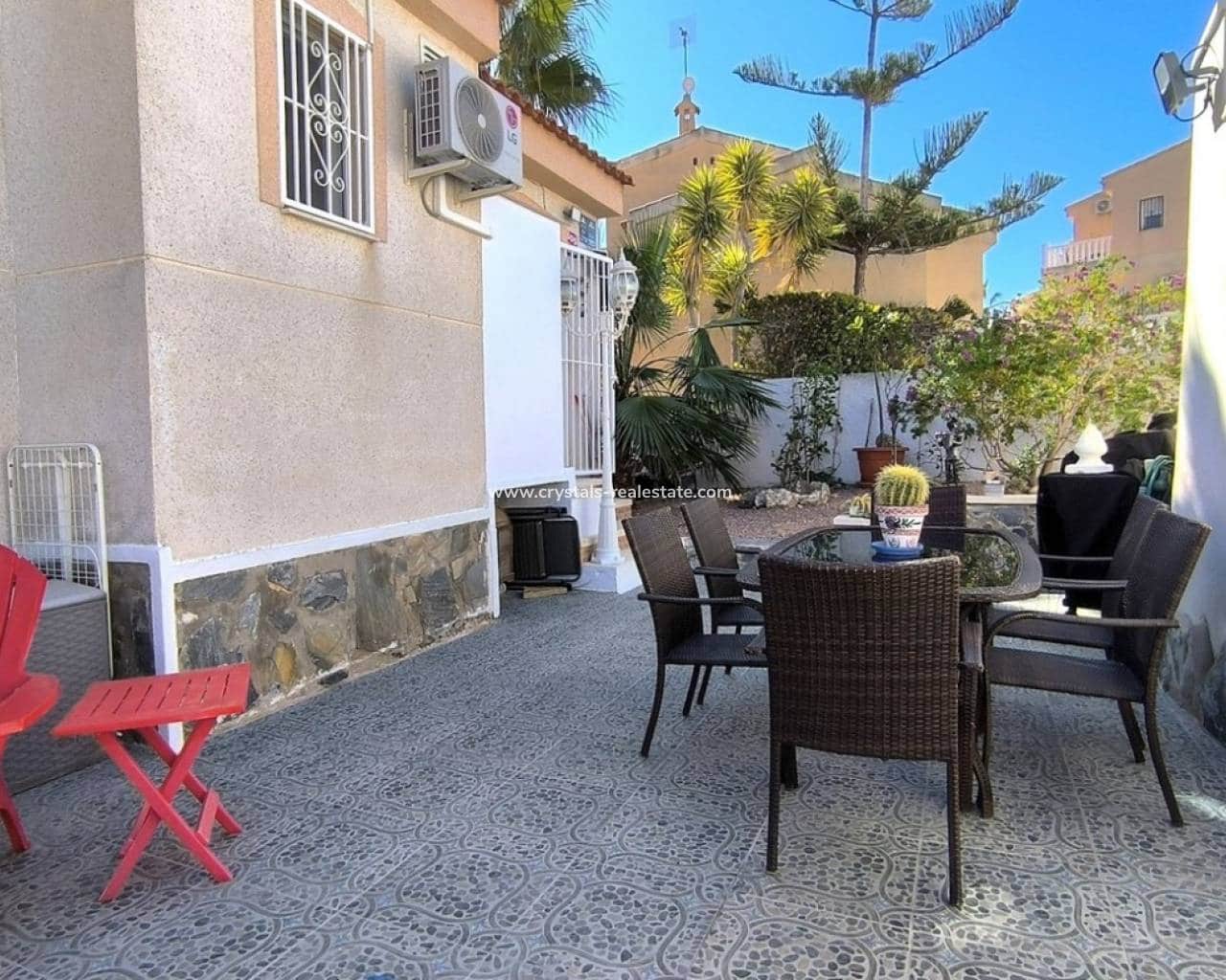 3 soverom Villa til salgs i Ciudad Quesada med svømmebasseng garasje - € 375 000 (Ref: 9580087)