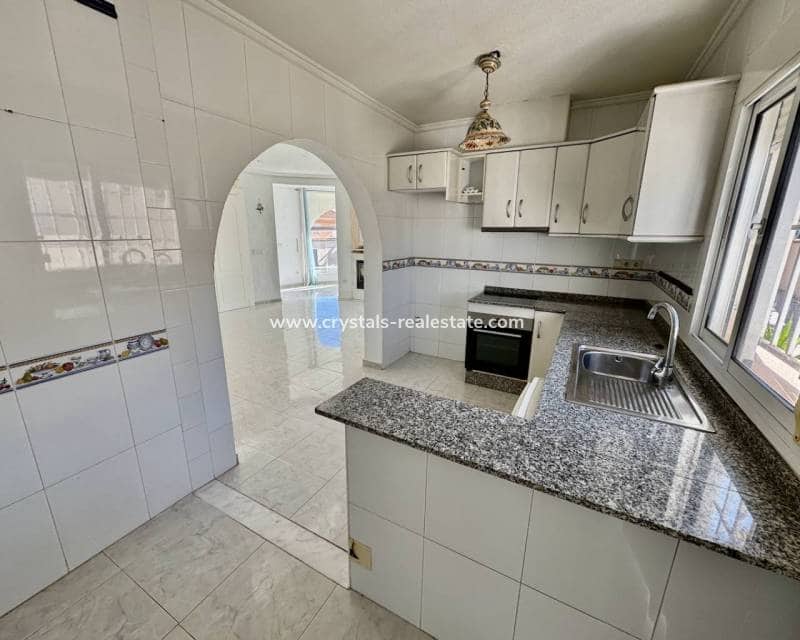 4 Zimmer Villa zu verkaufen in Lo Pepin mit Pool - 375.000 € (Ref: 9580274)