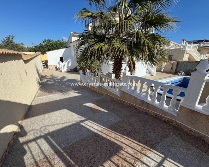 4 Zimmer Villa zu verkaufen in Lo Pepin mit Pool - 375.000 € (Ref: 9580274)