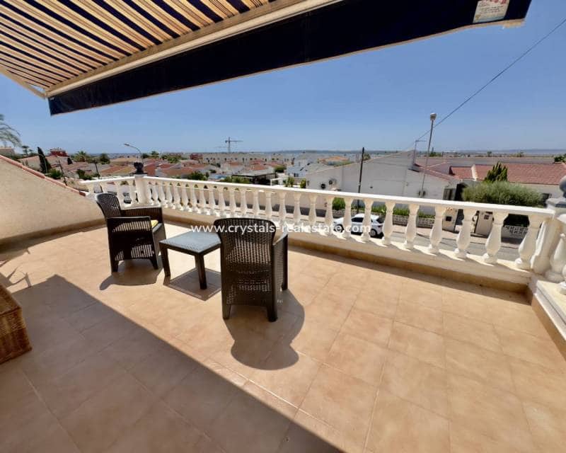 3 bedroom Villa for sale in Ciudad Quesada with pool - € 375,000 (Ref: 9580277)