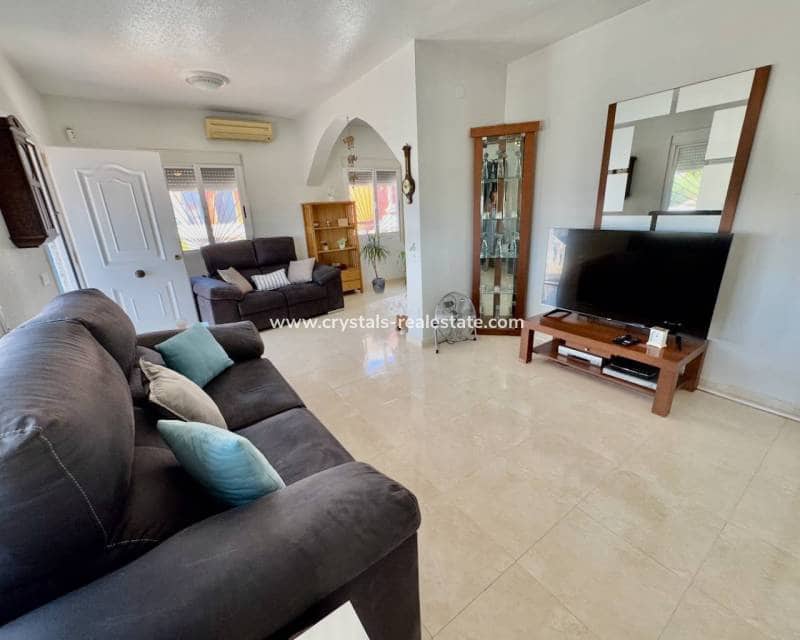 3 bedroom Villa for sale in Ciudad Quesada with pool - € 375,000 (Ref: 9580277)