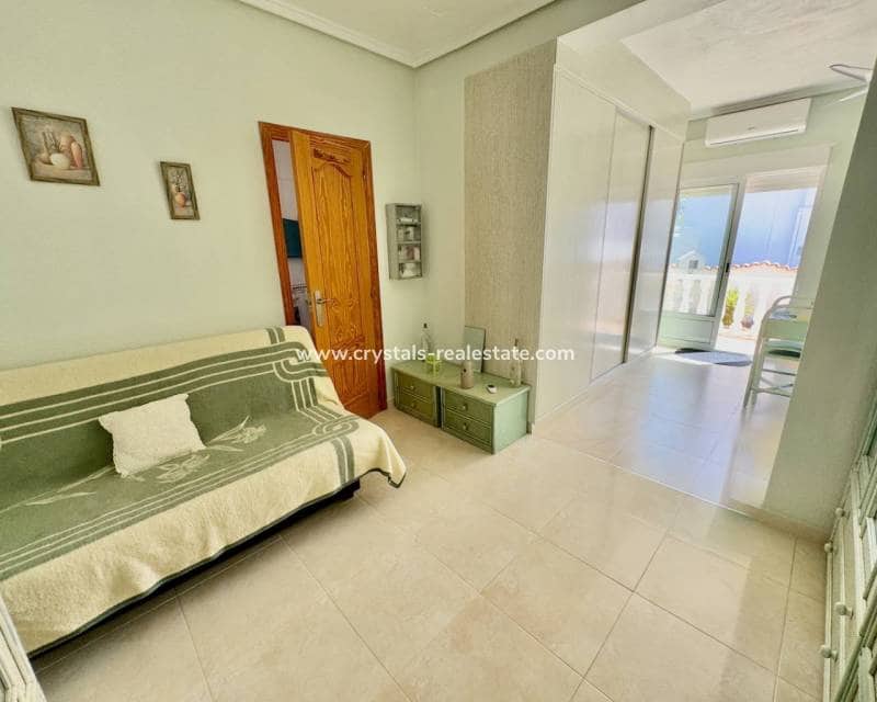 3 bedroom Villa for sale in Ciudad Quesada with pool - € 375,000 (Ref: 9580277)