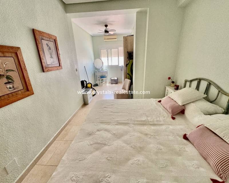 3 bedroom Villa for sale in Ciudad Quesada with pool - € 375,000 (Ref: 9580277)