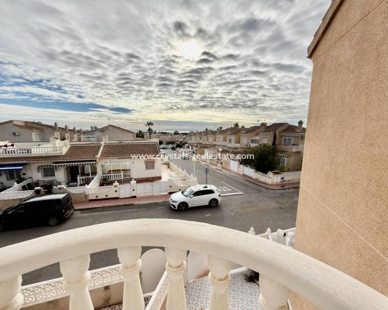 2 bedroom Villa for sale in Ciudad Quesada with pool - € 169,950 (Ref: 9580282)