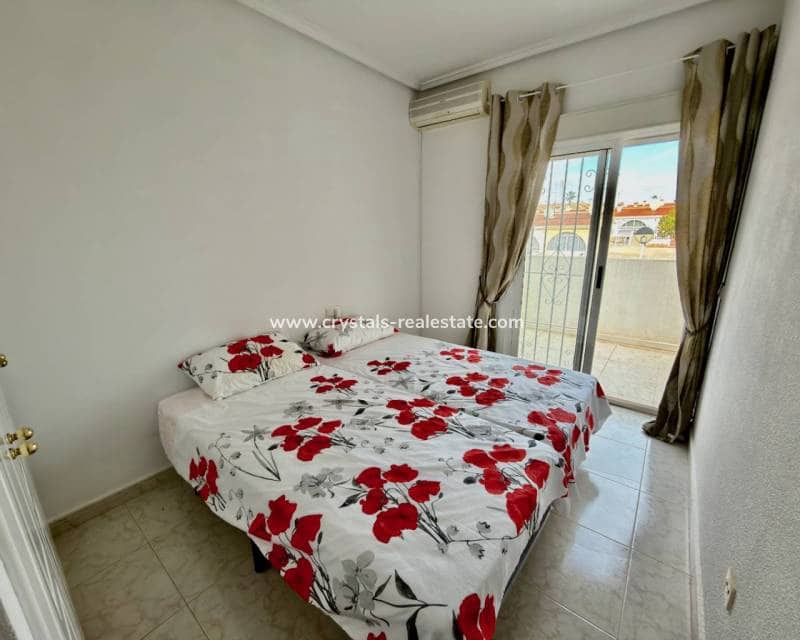 2 bedroom Villa for sale in Ciudad Quesada with pool - € 169,950 (Ref: 9580282)