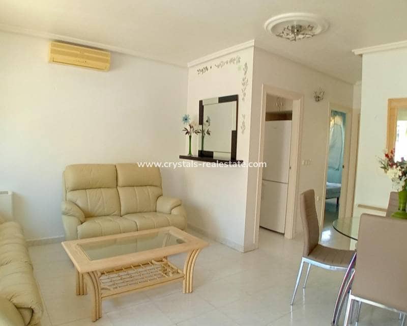 3 sovrum Semi-fristående Villa till salu i Ciudad Quesada med pool - 179 950 € (Ref: 9605443)