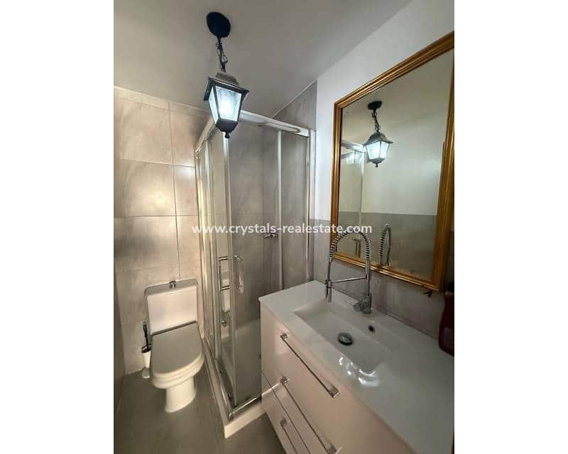 4 quarto Apartamento para venda em Guardamar del Segura - 189 000 € (Ref: 9656984)