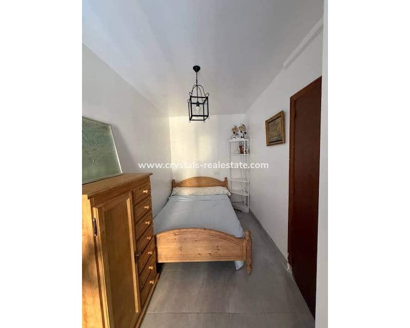 4 quarto Apartamento para venda em Guardamar del Segura - 189 000 € (Ref: 9656984)