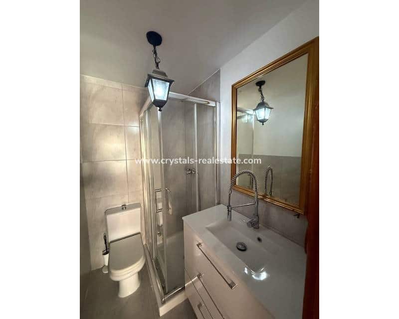 4 quarto Apartamento para venda em Guardamar del Segura - 189 000 € (Ref: 9656984)