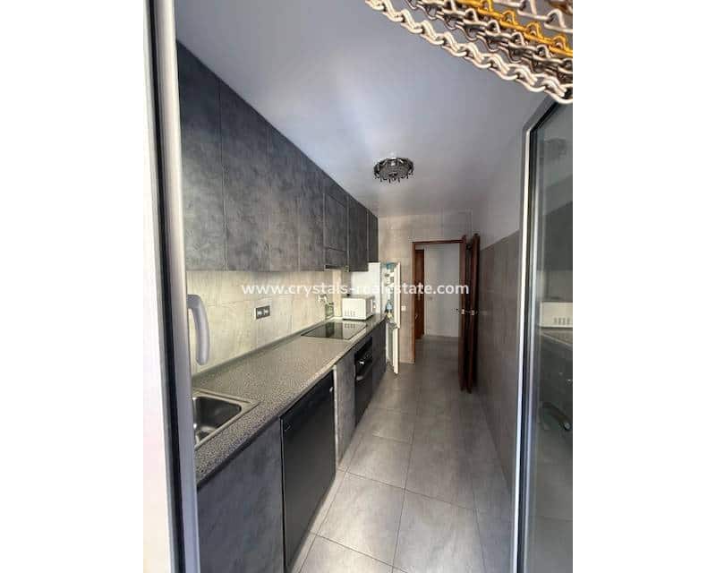 4 quarto Apartamento para venda em Guardamar del Segura - 189 000 € (Ref: 9656984)