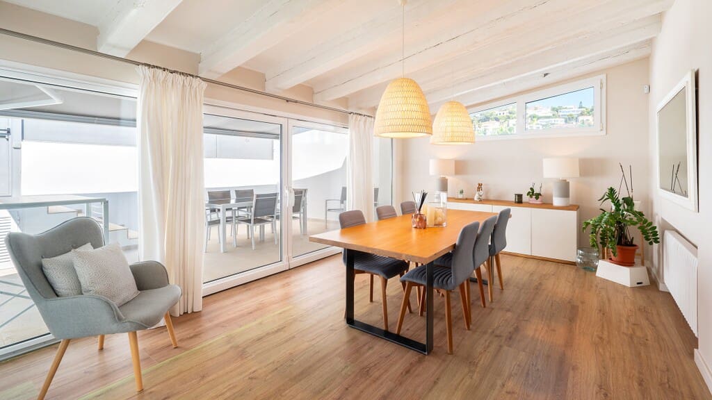 4 sovrum Hus till salu i Bendinat med pool - 1 715 000 € (Ref: 10008741)